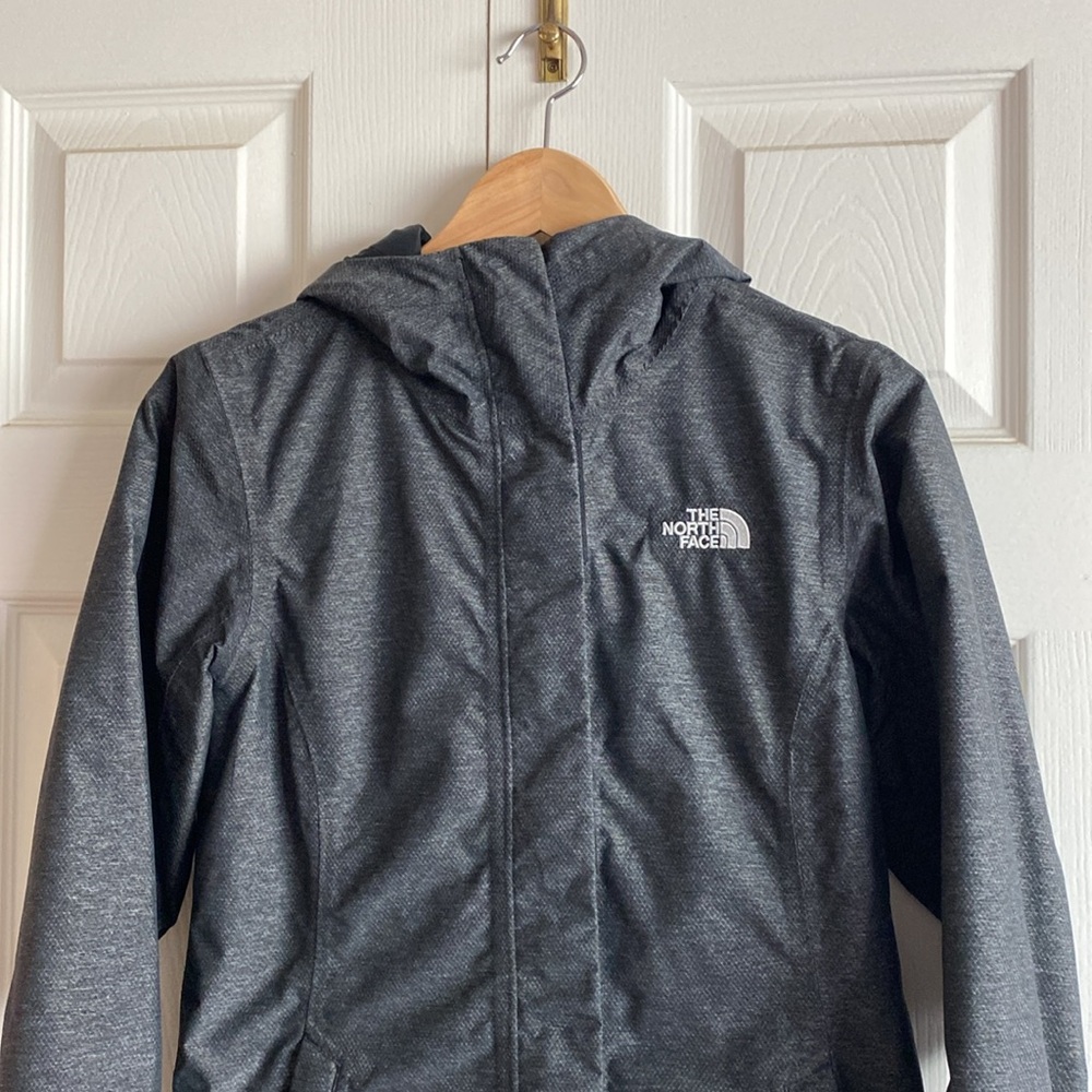 The North Face Womens HyVent Outdoor Jacket